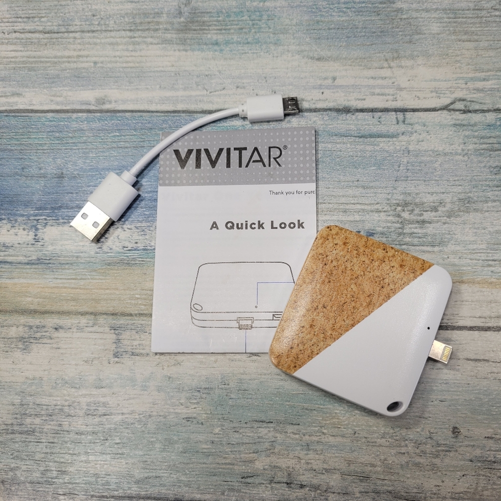 Vivitar 8-Pin Power Pack Portable Charger